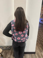 Load image into Gallery viewer, Women's Pink Flower Zipper Fleece Vest