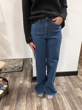 Load image into Gallery viewer, Women's Judy Blue High Waist Vintage Wide Leg Medium Wash - Athena's Fashion Boutique