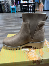 Load image into Gallery viewer, Magnolia Pull on Boot By Very G - Athena's Fashion Boutique