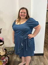 Load image into Gallery viewer, Plus Size Square Neck Wrap Bubble Sleeve Dress