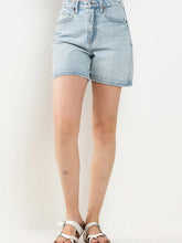 Load image into Gallery viewer, Sneak Peek High Rise Baggy Shorts in Light Vintage
