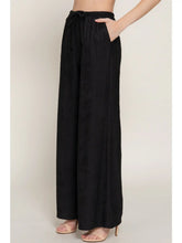 Load image into Gallery viewer, Black Drawstring Crinkle Knit Long Pants