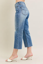 Load image into Gallery viewer, Judy Blue High Waist  Raw Cut Hem Crop Capris