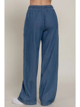 Load image into Gallery viewer, Women's Elastic Waistband Straight Denim Long Pants