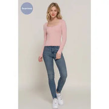 Load image into Gallery viewer, Pink Long Sleeve Wide Round Neck with Bow Seamless Top