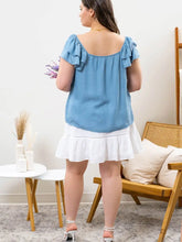 Load image into Gallery viewer, Plus Chambray Ruffle Sleeve Top