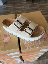 Load image into Gallery viewer, Very G Jazmin Women&#39;s Comfort Platform Sandals Double Buckle Adjustable Straps
