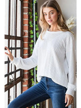 Load image into Gallery viewer, Ivory Lightweight Sweater - Athena&#39;s Fashion Boutique
