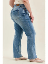 Load image into Gallery viewer, Judy Blue High Waist Tummy Control Contrast Wash Straight Leg Jeans
