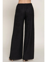 Load image into Gallery viewer, Women&#39;s Black Drawstring Crinkle Long Pants
