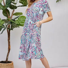 Load image into Gallery viewer, Women&#39;s Paisley Short Sleeve Midi Dress with Pockets

