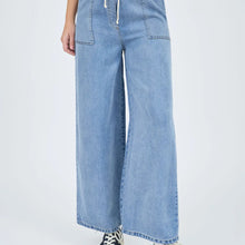 Load image into Gallery viewer, Denim High Waist Wide Leg Washed Chambray Jeans Pants
