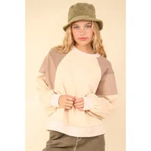 Load image into Gallery viewer, Cream Color Block Raglan Sleeve Comfy Knit Sweatshirt Top
