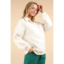 Load image into Gallery viewer, Plus Cream Oversized Collared Quilted Knit Top
