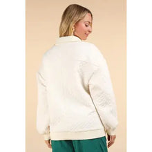 Load image into Gallery viewer, Plus Cream Oversized Collared Quilted Knit Top
