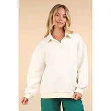 Load image into Gallery viewer, Plus Cream Oversized Collared Quilted Knit Top
