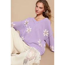 Load image into Gallery viewer, Pol Lavender V-Neck Berber Floral Pattern Chenille Pullover
