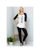 Load image into Gallery viewer, Giraffe Print Raglan Shirt
