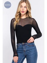 Load image into Gallery viewer, Black Long Sleeve Round Neck Mesh Combination Seamless Top
