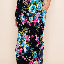 Load image into Gallery viewer, Plus Size Floral Print Maxi Slit Dress with Pockets
