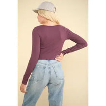 Load image into Gallery viewer, Plum Easy Comfy Casual Fitted Crop Knit Top
