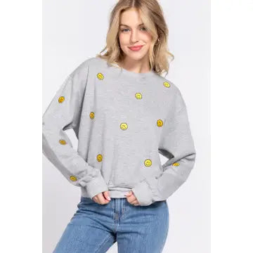 Gray Long Sleeve Smile Pullover Sweatshirt