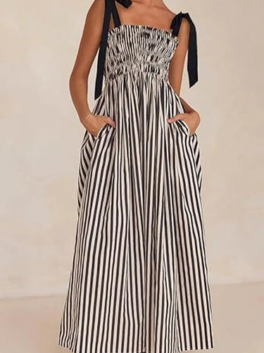 Black and White Print Flared Pocket Tie Sling Dress with Pockets