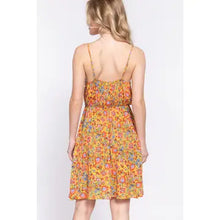 Load image into Gallery viewer, Yellow Round Neck Waist Shirring Floral Printed Woven Dress
